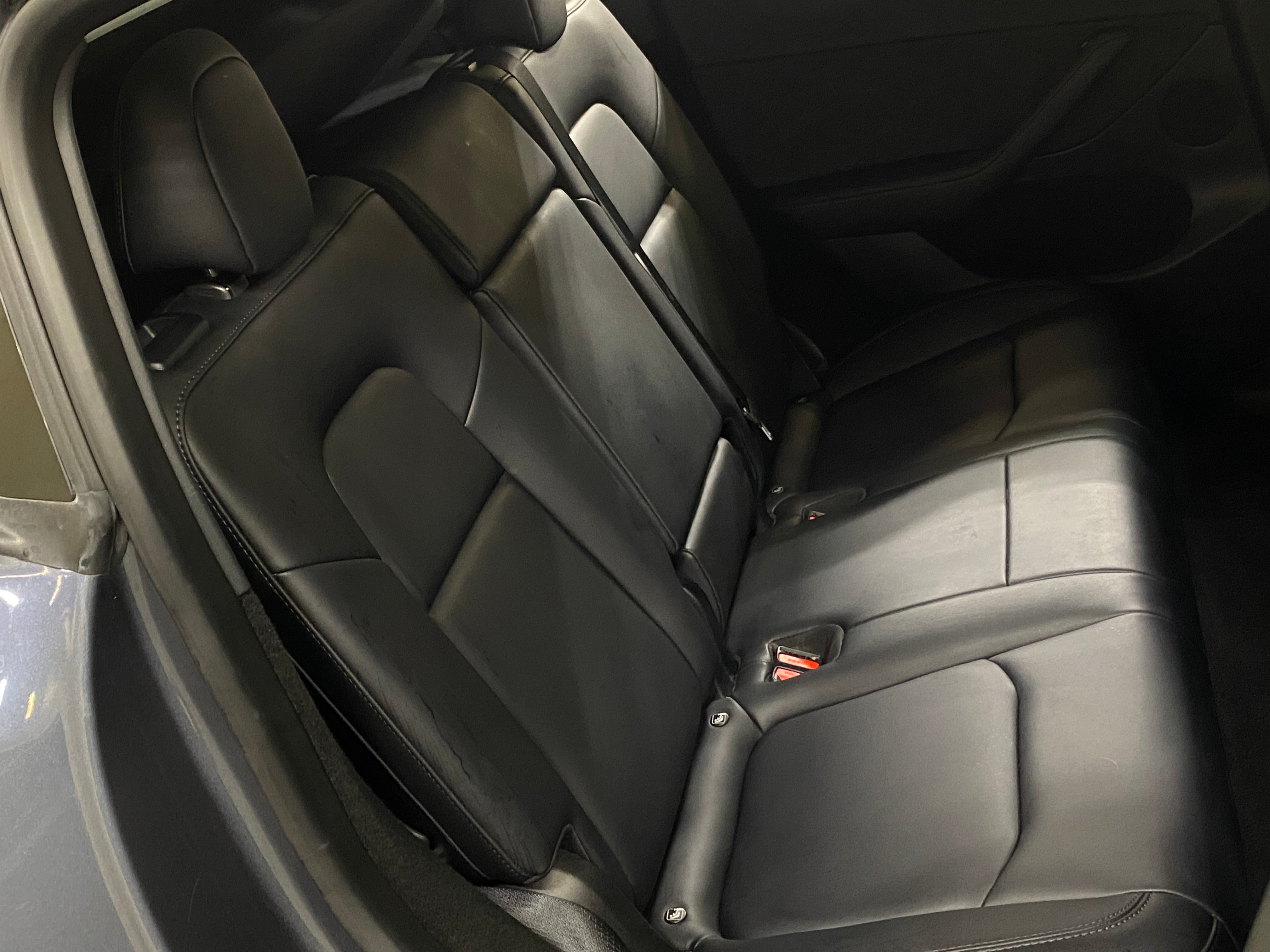 tesla model y 2023 7SAYGDEF7PF709929 image tesla model y 2023 7SAYGDEF7PF709929 image